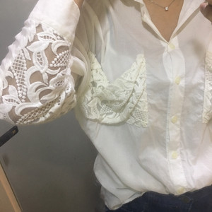 레이스셔츠
