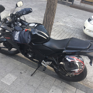 cbr 125 16년식 2100@ 팝니다