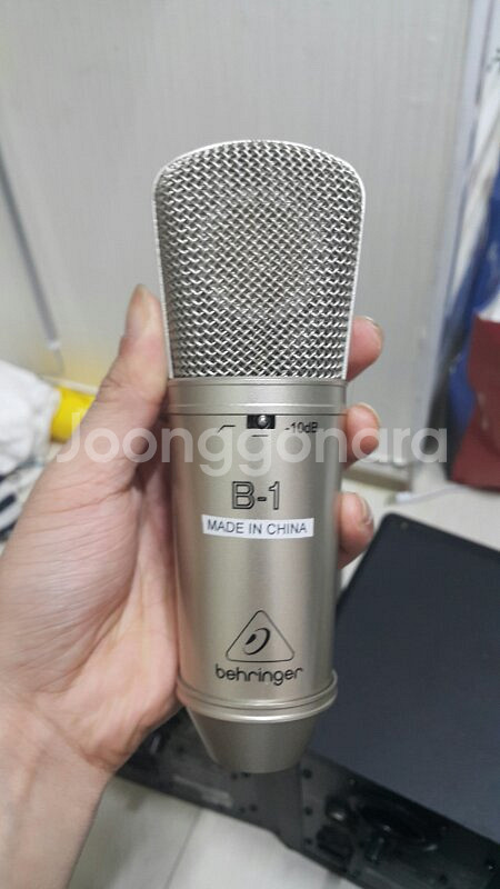 기본레코딩장비들팝니다  콘덴서마이크 오디오인터페이--3