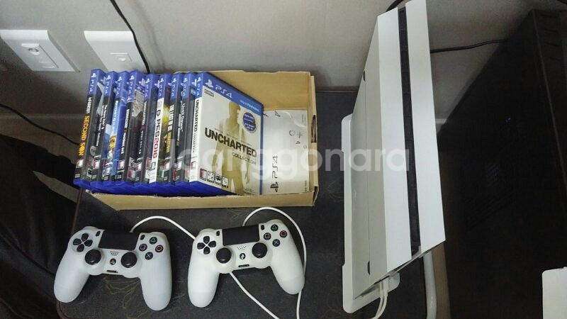 ps4 1205A (2tb) 팝니다--1