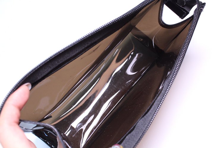 매이크업포에버 파우치 판매해요 ~--4