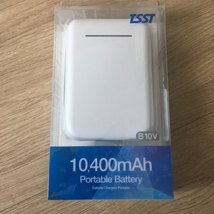 TSST 보조배터리 10400mAh 흰색 팝니다 