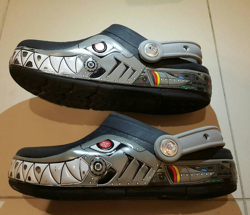 가격인하 크록스 아동화 크록스라이트 로보 샤크 2--2