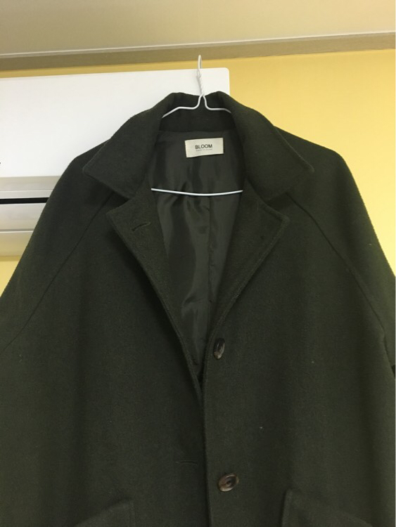 카키색 롱코트--1