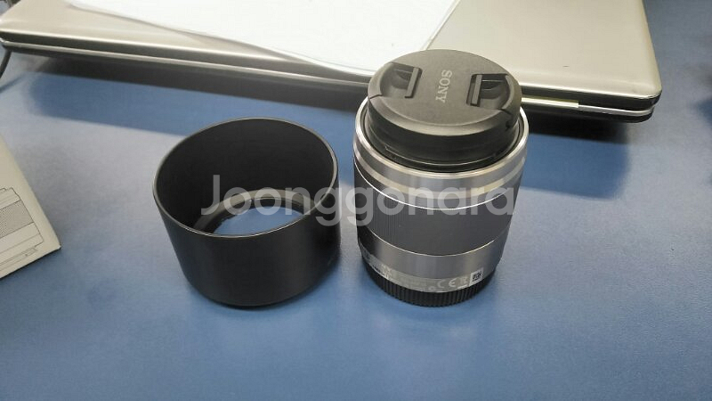 소니 여친렌즈 팝니다. E 마운드 sel50f18--0