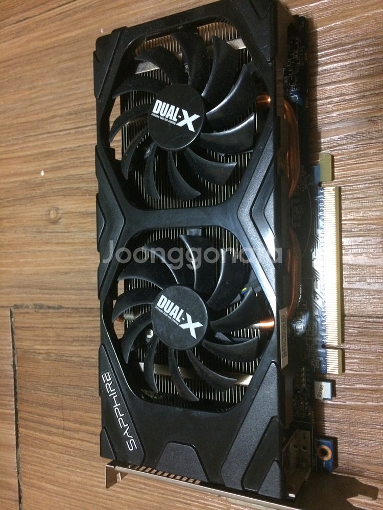 SAPPHIRE HD7850 2G 팝니다.--0