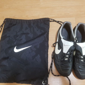 나이키 티엠포 레전드 FG 풋살화.축구화 280m