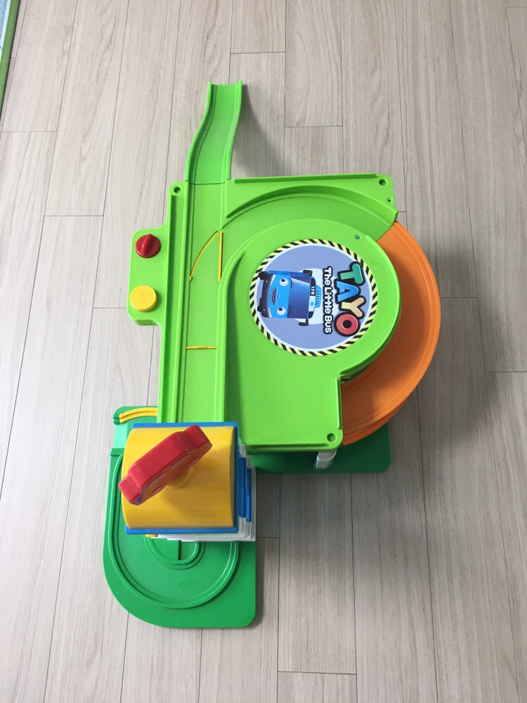 타요 주차장놀이세트--1