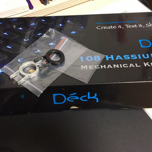 덱헤슘 프로 청축 화이트 LED  (풀박) 팝니다