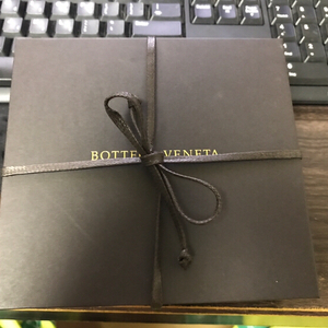 [정품] 보테가 베네타 남자 반지갑