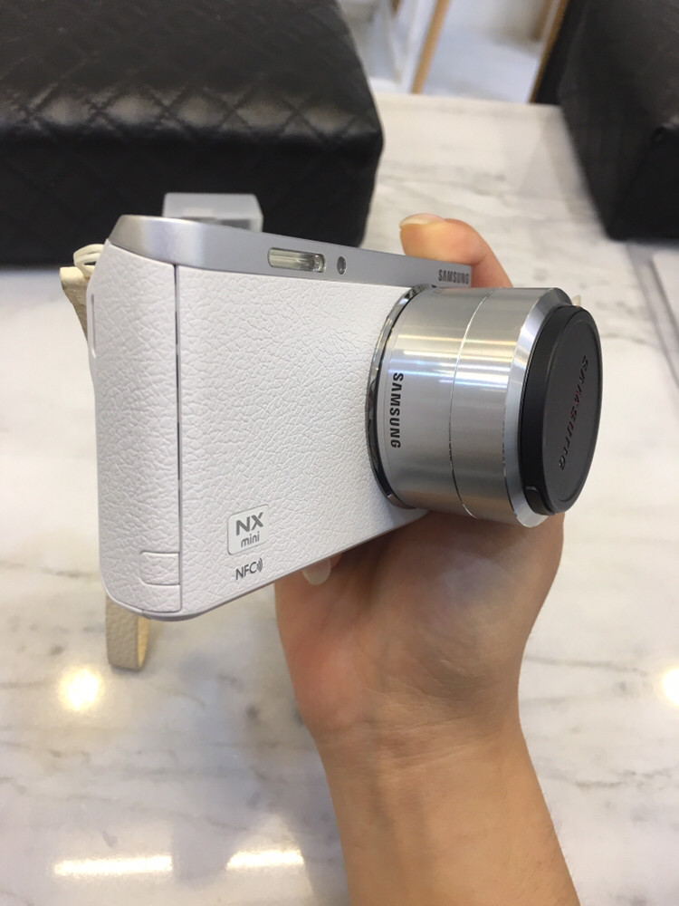 nx mini 9-27 카메라 판매해요!!--1