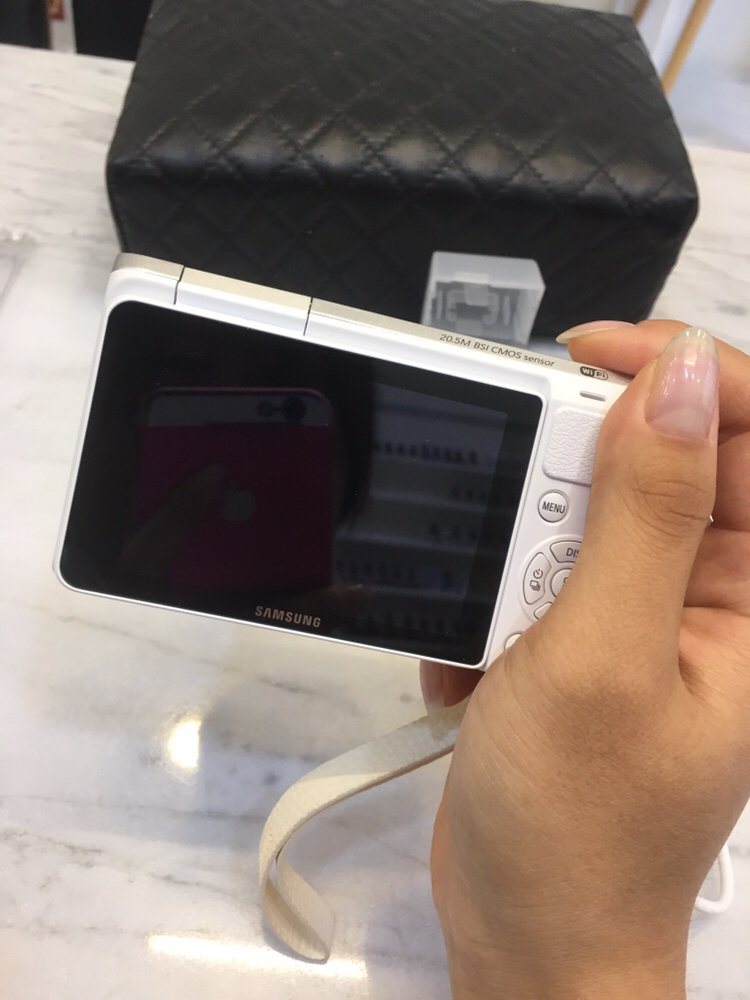 nx mini 9-27 카메라 판매해요!!--2