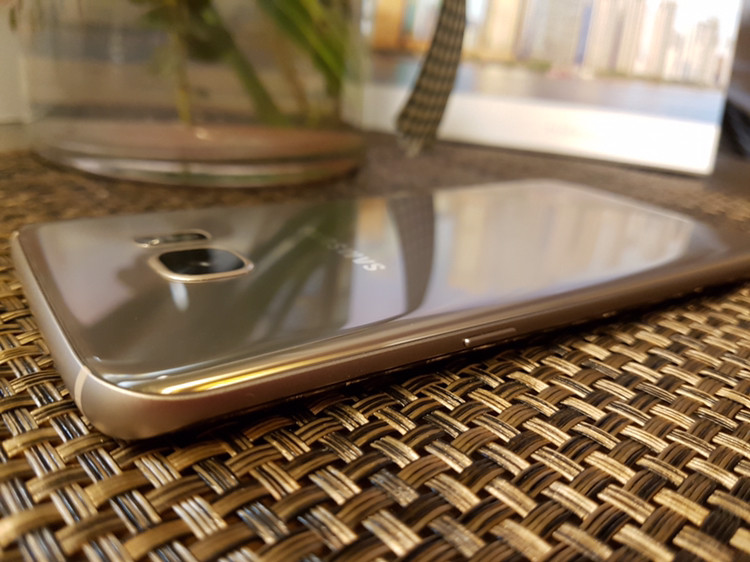 갤럭시 S7 엣지 팝니다--2