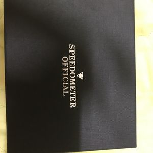 스피도미터 오피셜 silver 은 색깔 팝니다