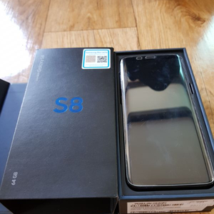 갤럭시 S8+ 팝니다.