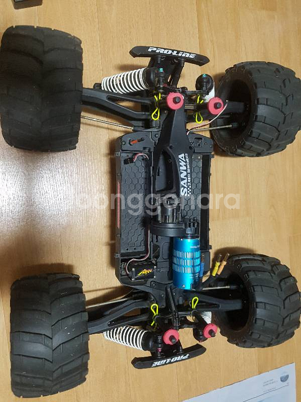 6셀지원 E6(이식이) RC카 판매합니다.--1