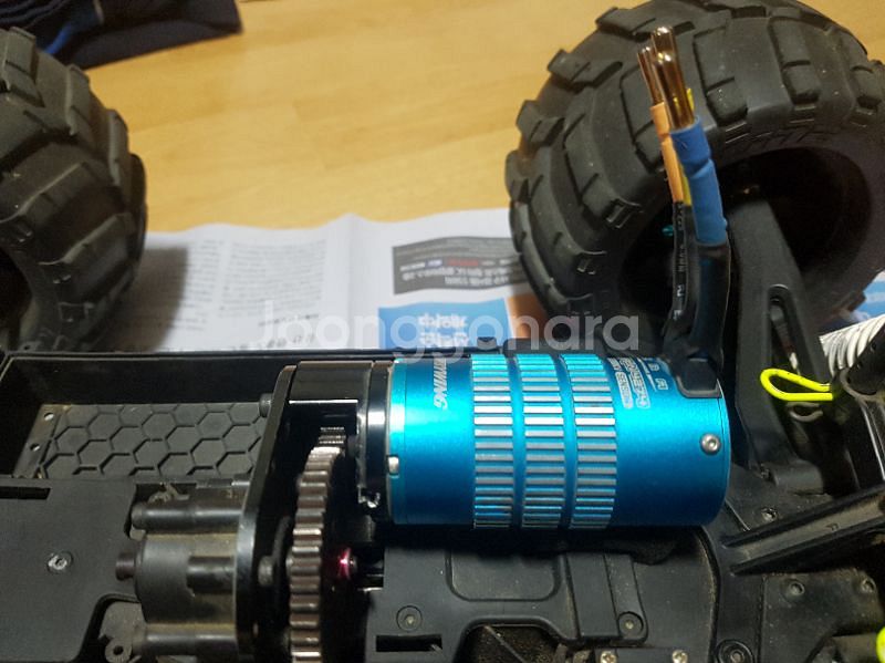 6셀지원 E6(이식이) RC카 판매합니다.--2