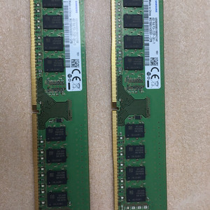 삼성 DDR4 4G PC-17000 두개 묶음 판