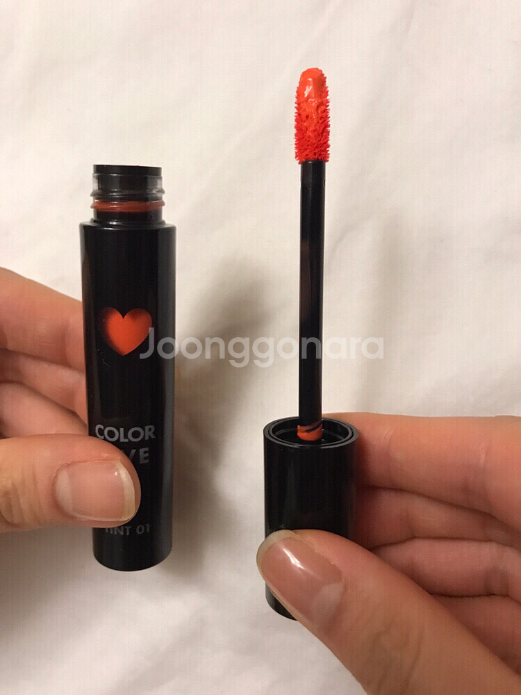 아리따움 컬러라이브 틴트 팝니다!--3