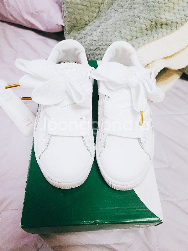 푸마 바스켓하트 홀로그램 화이트--1