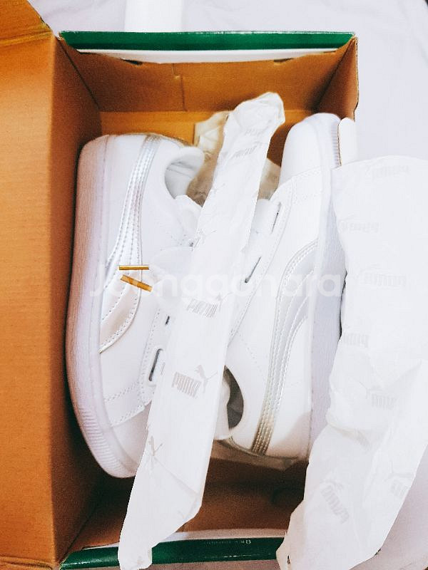 푸마 바스켓하트 홀로그램 화이트--3