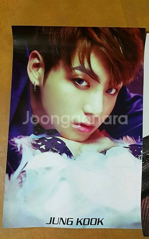 방탄소년단 정국 포스터들 급처합니다ㅜ--4