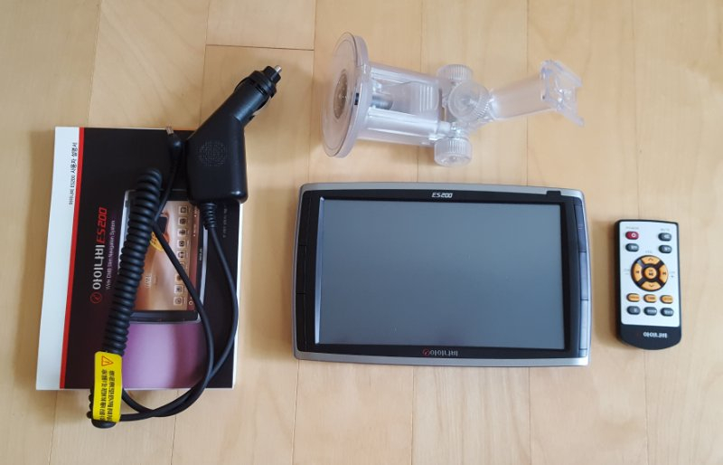 아이나비 ES200 8G 35,000원(택포)에 --0