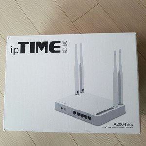 iptime a2004 plus 판매합니다.