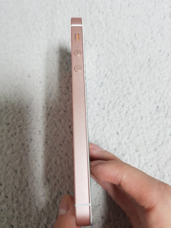 아이폰se 로즈골드 64g S급 팝니다!! 이미지