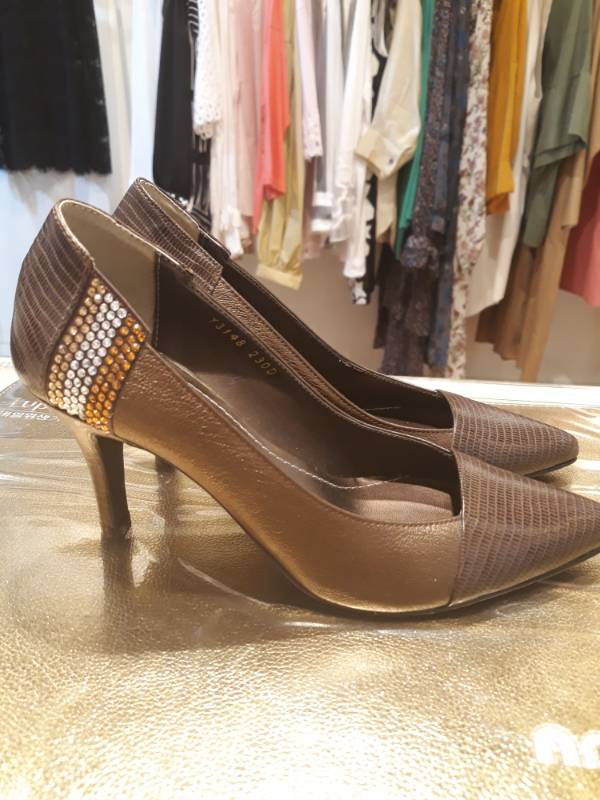 브라운톤 하이힐 230cm   --1