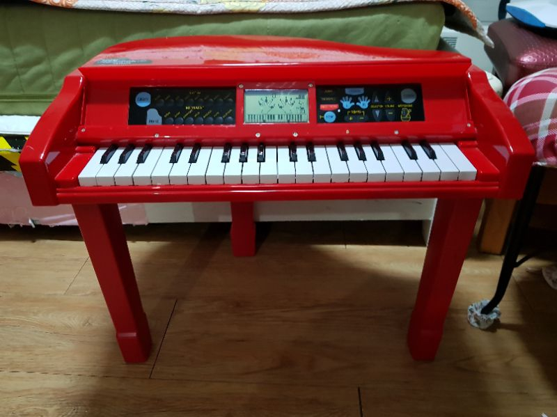 유아 그랜드피아노 팝니다 이미지