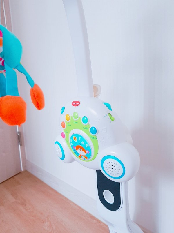 타이니러브 모빌 이미지