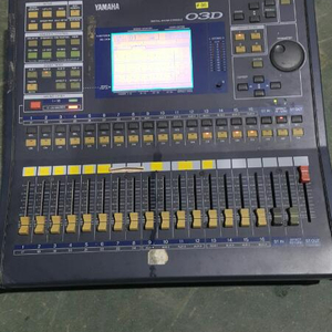 mixer yamaha 03d