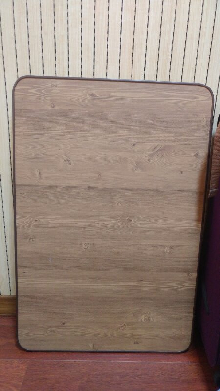 책상겸밥상 만2천원 신대방역 흠집앖고깨끗합니다--1