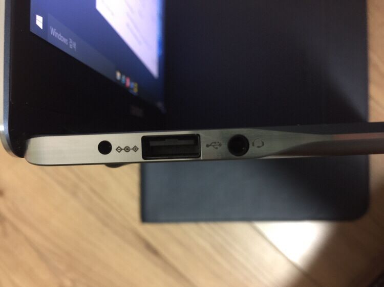 삼성 ATIV book 9(NT930X2K-KM4--2