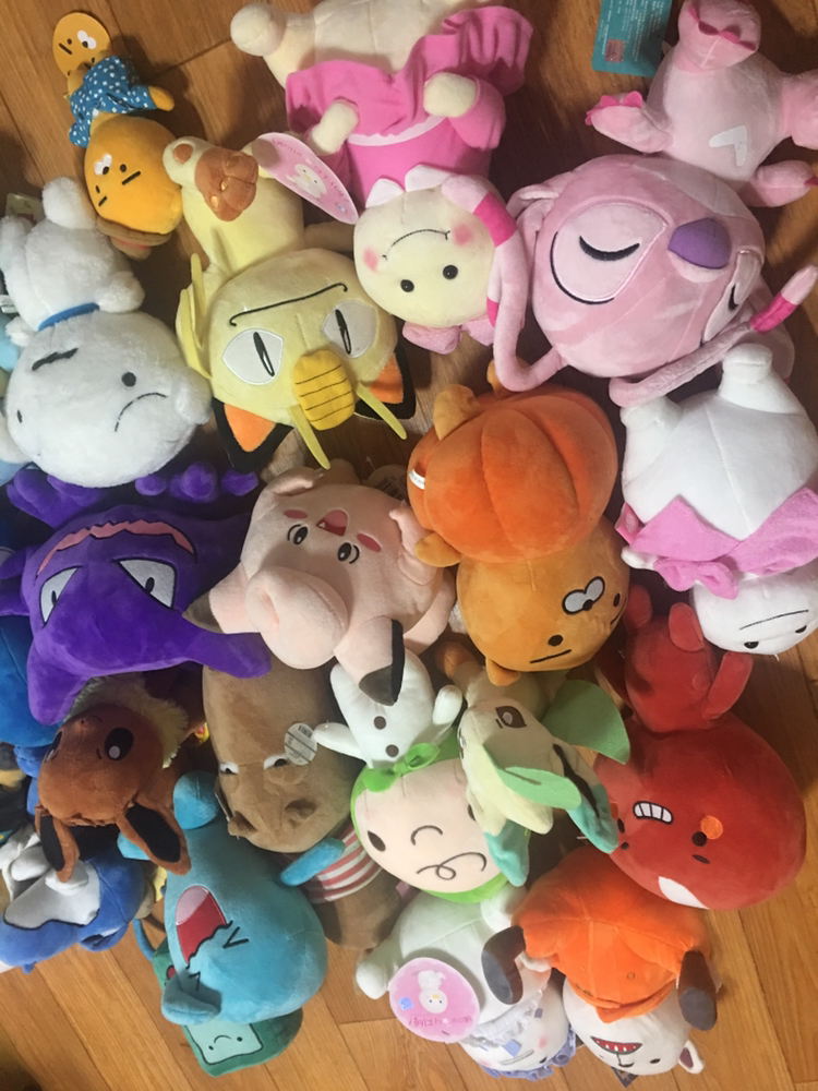 중형 깨끗한 뽑기인형 27개 팝니다--2