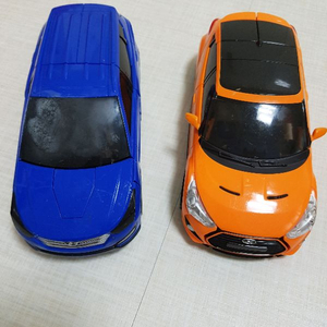 카봇 2개 합해서 2만원