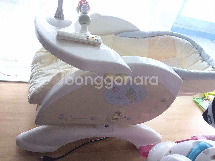 파코라반베이비 흔들침대--1