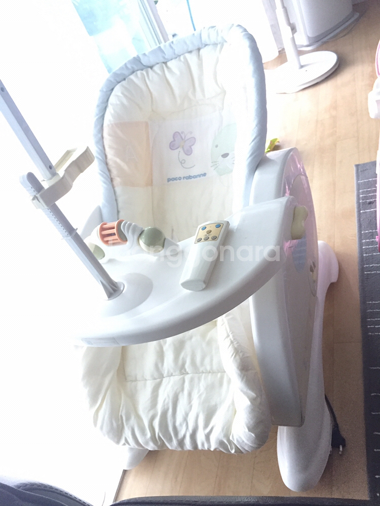파코라반베이비 흔들침대--2