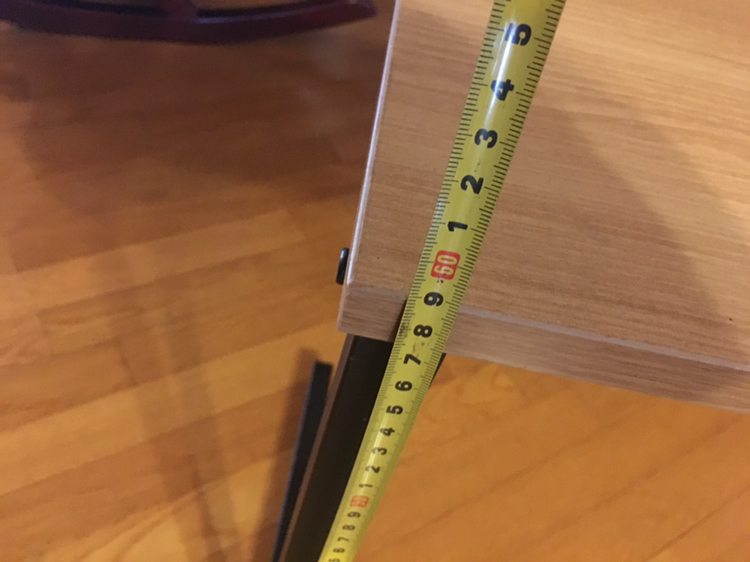 아담한 책상 팔아요~^^ 침대에 걸터앉고 쓰기 좋--6