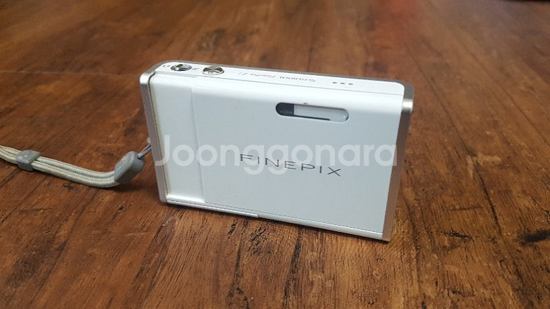 디지털카메라 finepix z2팔아요~--0