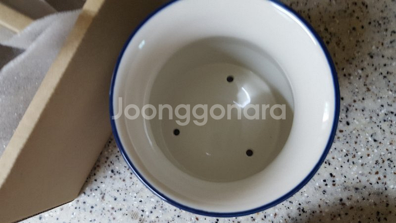 폴란드산 파뷔에 브랜드 도자기  머그 세트외 수저--3
