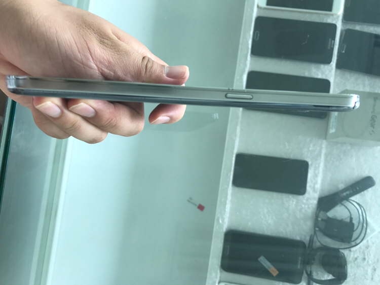 갤럭시메가 저렴하게  판매합니다--5