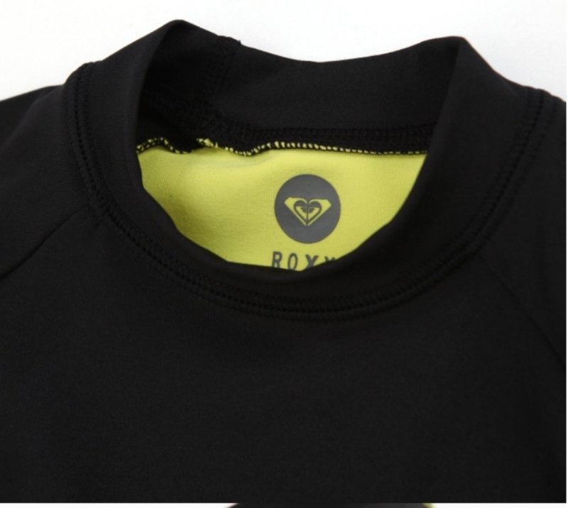 록시 ROXY 레쉬가드 이미지