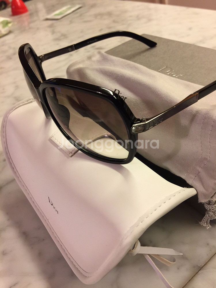 Dior 선글라스--1