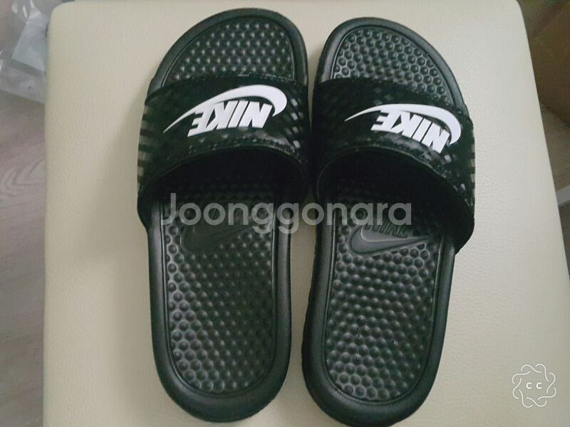 나이키 베네시 JDI 슬리퍼 (매우 멀쩡)--0