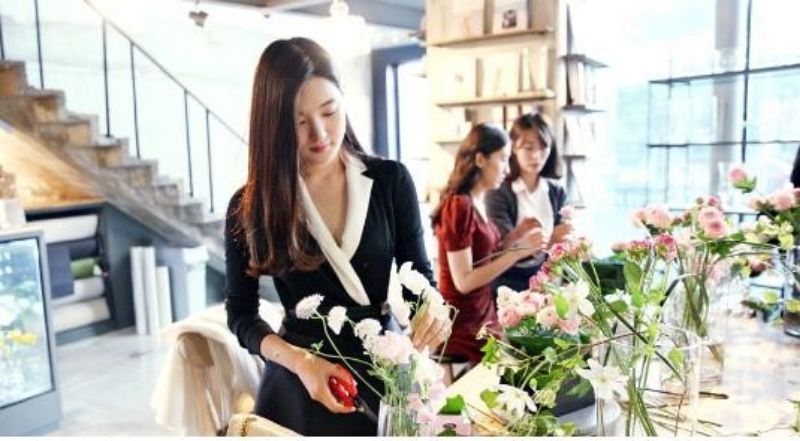 치유의 옷장 수애 미카도 실크 랩원피스 이미지