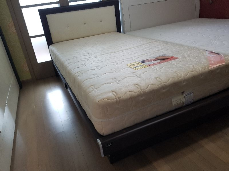 [부산]에몬스 침대 슈퍼싱글 팝니다 이미지