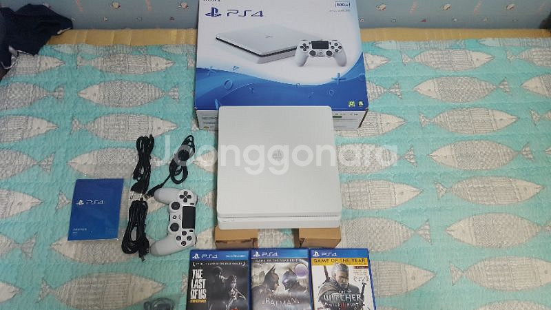 PS4화이트슬림판매합니다--0