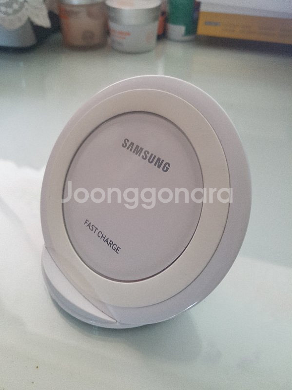 삼성 무선충전기 판매합니다--1